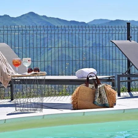 Coco Hotel Venaco (Corsica)